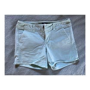 Turquoise American Eagle midi shorts size 4